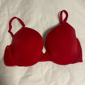red victoria’s secret push up bra